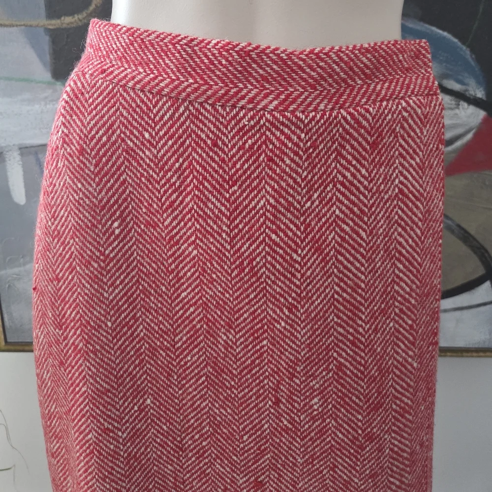 Vintage | Herringbone Tweed Cape and Skirt Set - Picture 12 of 14